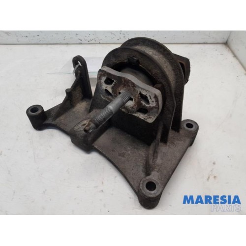 Fiat - Panda - Engine mount