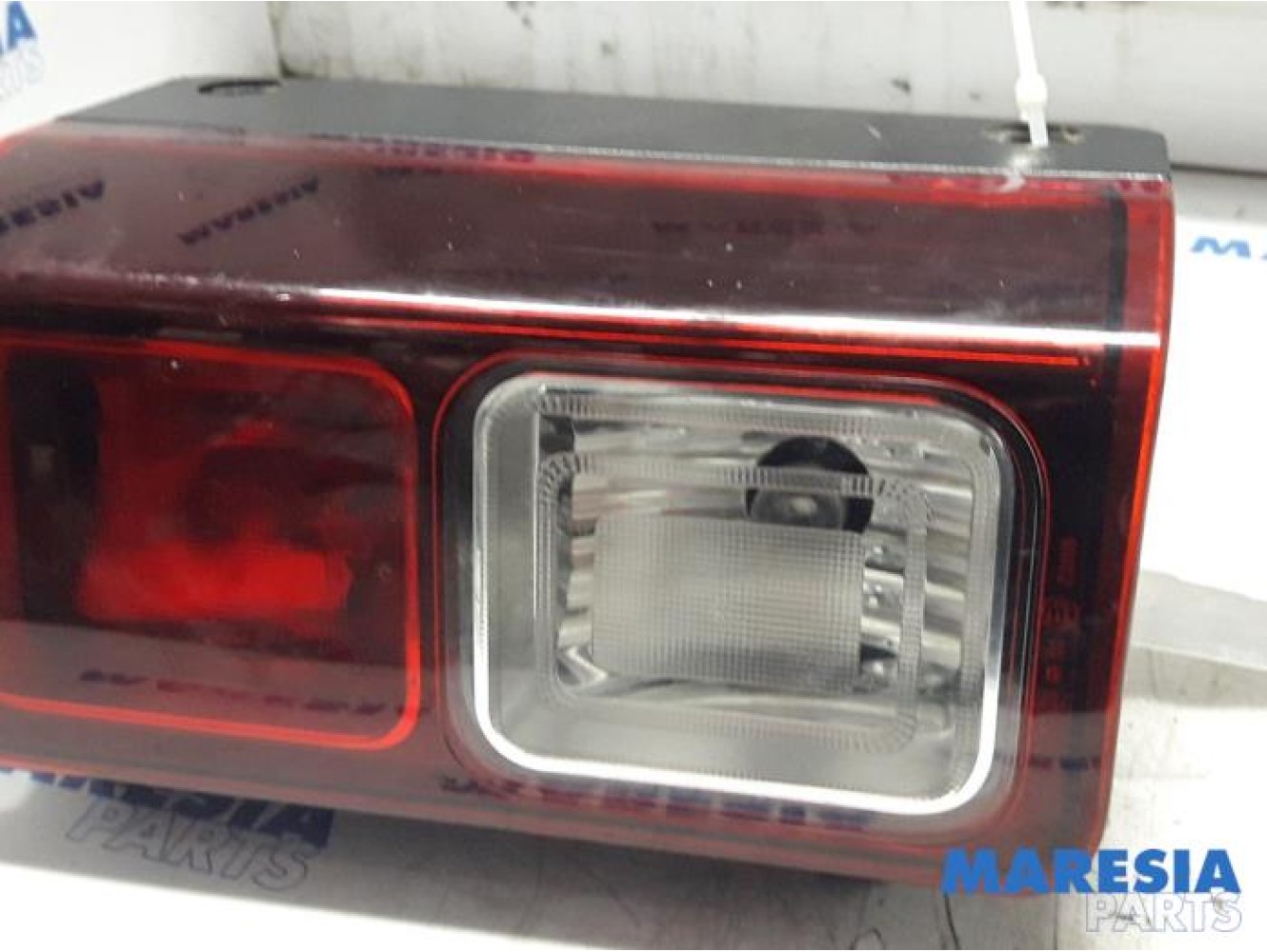 Renault - Trafic - Achterlicht links