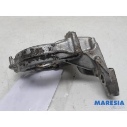 Citroen - C4 Grand Picasso - Engine mount