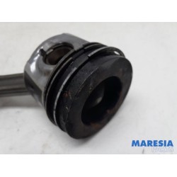 Peugeot - 208 - Connecting rod