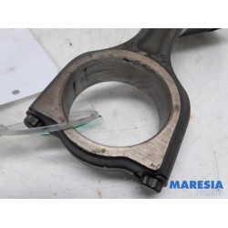 Peugeot - 208 - Connecting rod