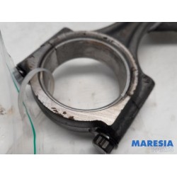 Citroen - Berlingo - Connecting rod