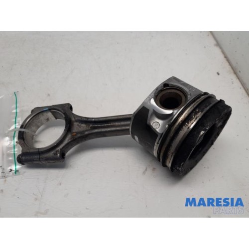 Citroen - Berlingo - Connecting rod