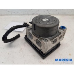 Peugeot - 208 - ABS pump