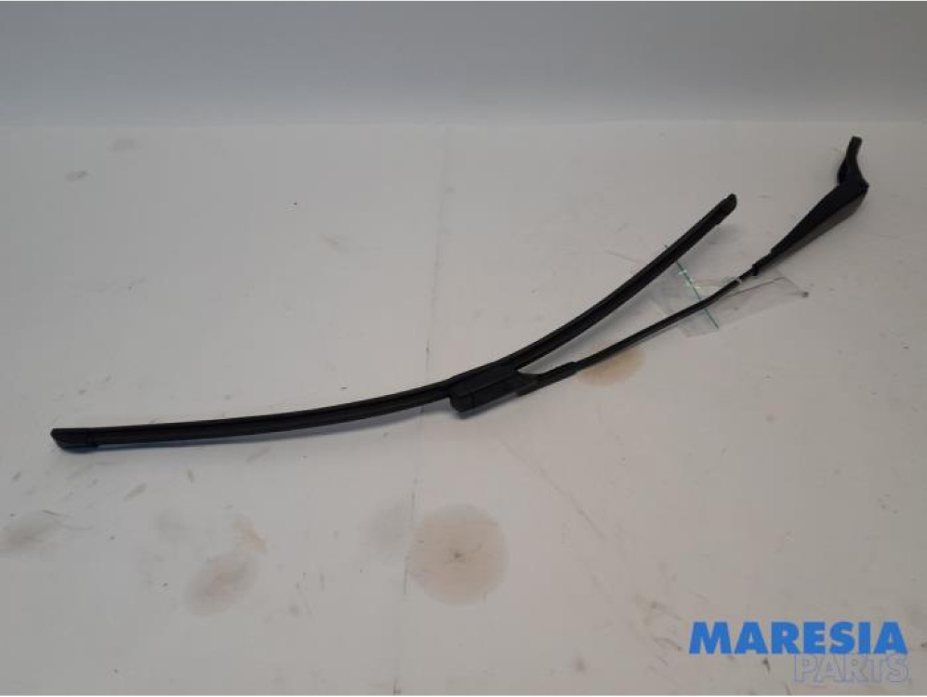 Peugeot - 208 - Front wiper arm