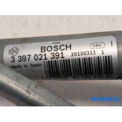 Peugeot - 208 - Wiper mechanism