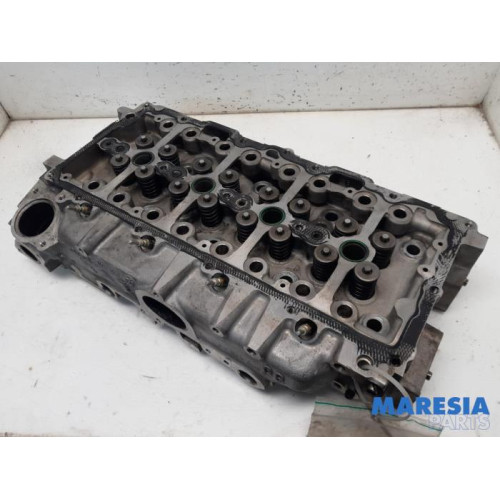 Citroen - Berlingo - Cylinder head