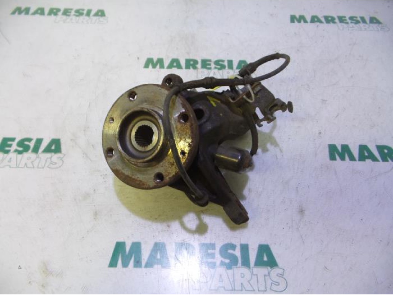 Citroen - Xsara - Knuckle, front left