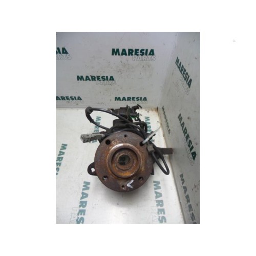 Citroen - Xsara - Knuckle, front left