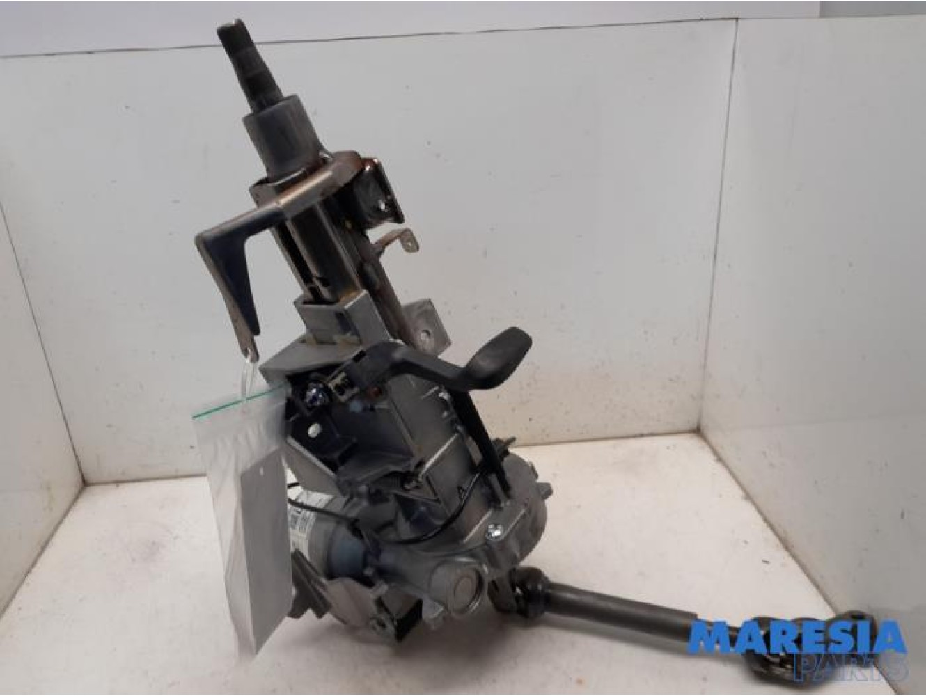 Renault - Clio - Steering column housing