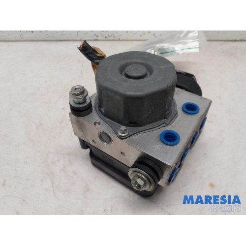 Renault - Clio - ABS pump