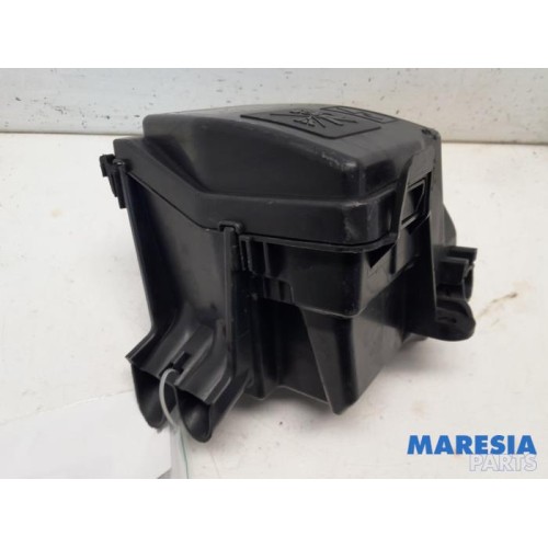 Renault - Clio - Fuse box