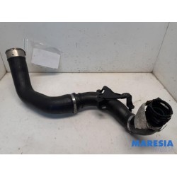 Renault - Clio - Intercooler hose