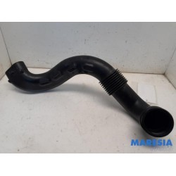 Renault - Clio - Air intake hose