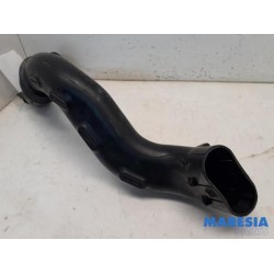 Renault - Clio - Air intake hose