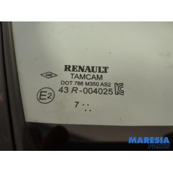 Renault - Clio - Quarter light, front right