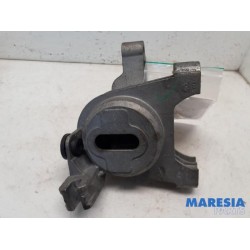 Lancia - Delta - Engine mount
