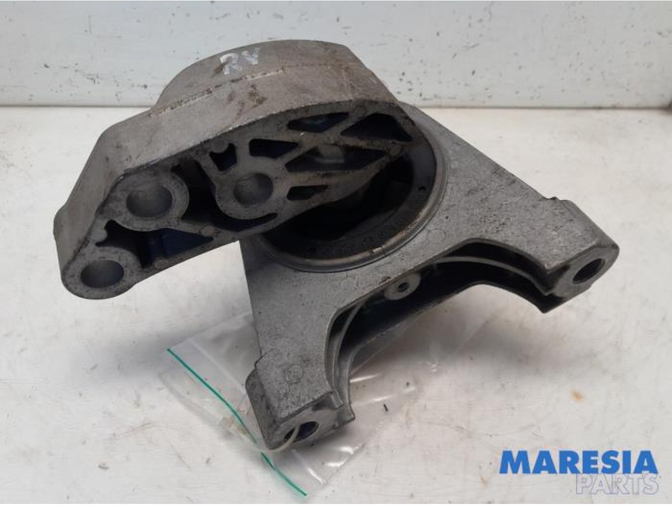 Lancia - Delta - Engine mount