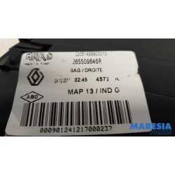 Renault - Clio - Taillight, right