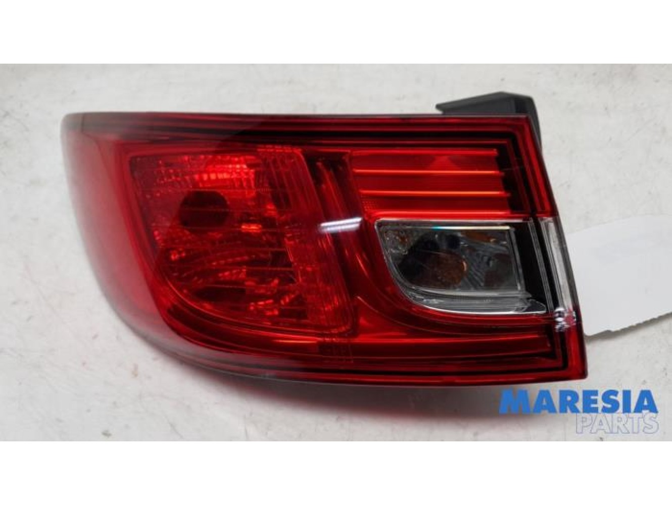 Renault - Clio - Achterlicht links