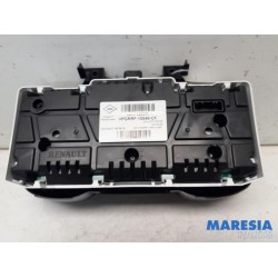 Renault - Clio - Instrument panel