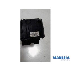 Renault - Clio - Wiper switch