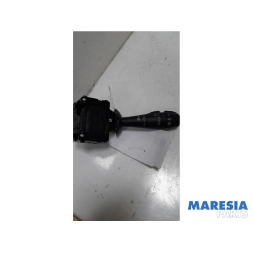 Renault - Clio - Wiper switch
