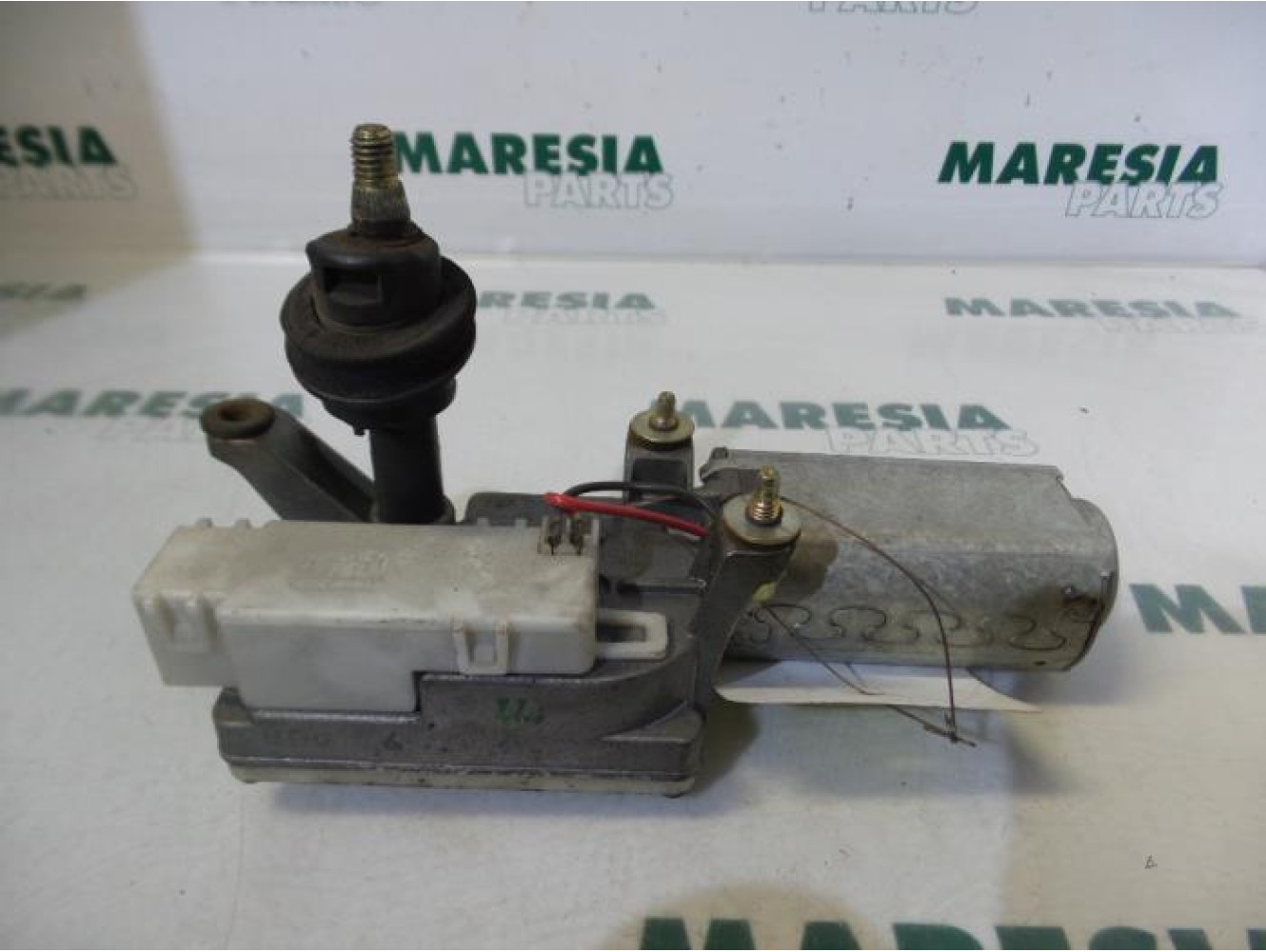 Alfa Romeo - 145/146 - Rear wiper motor