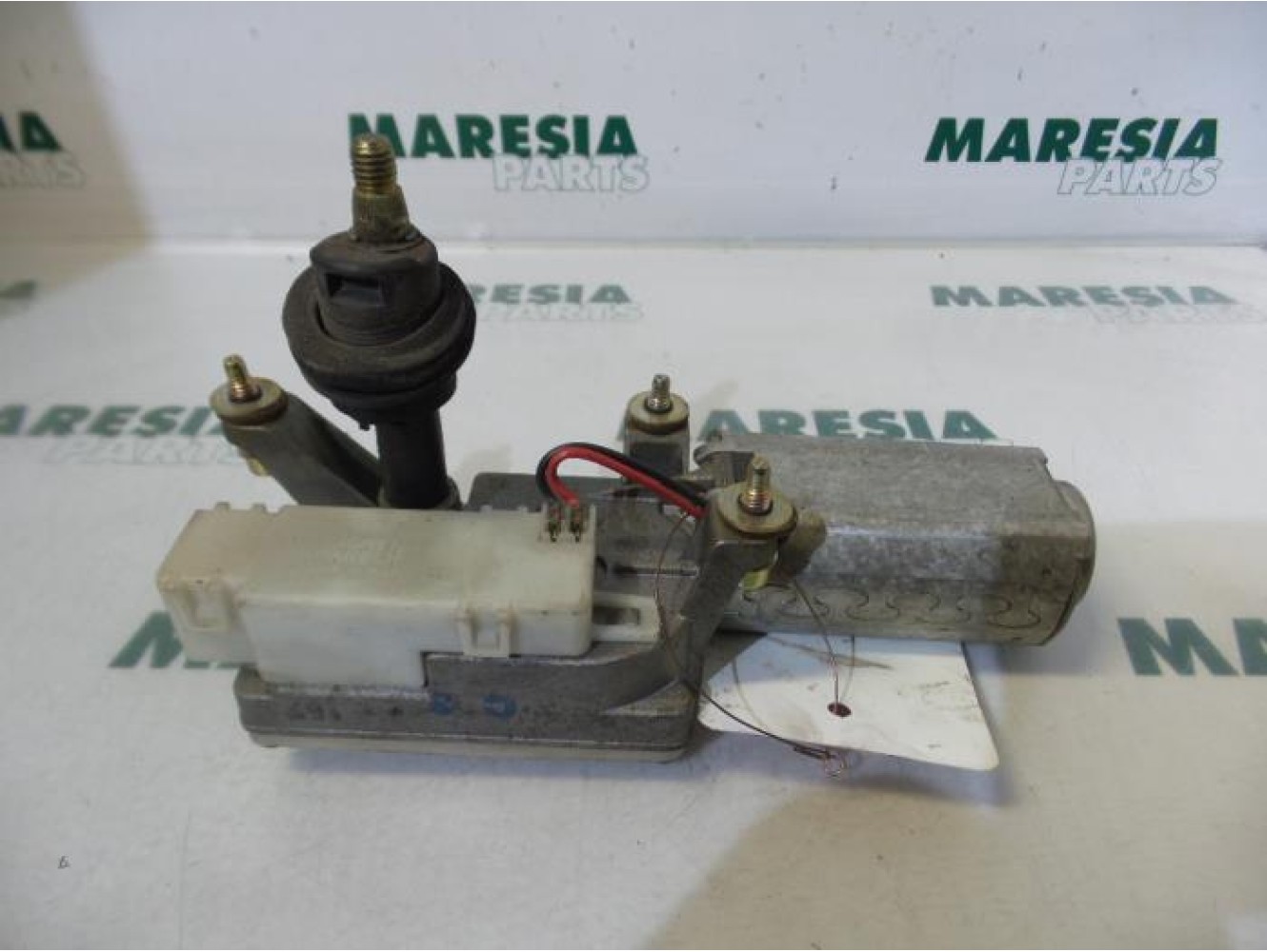Alfa Romeo - 145/146 - Rear wiper motor