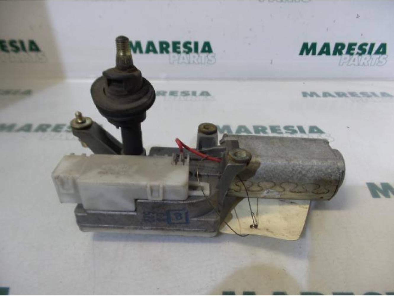Alfa Romeo - 145/146 - Rear wiper motor