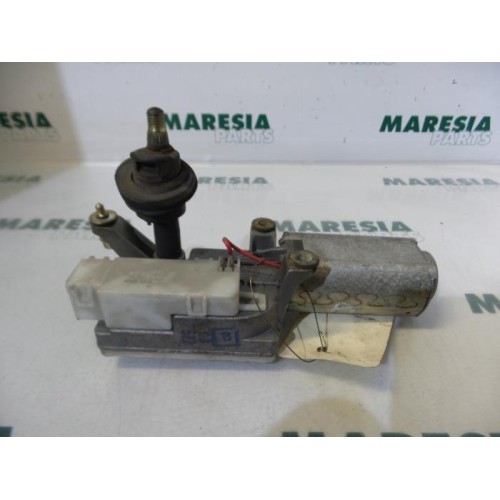 Alfa Romeo - 145/146 - Moteur essuie-glace arrière