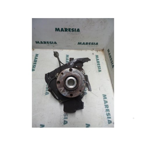 Lancia - Y(Psilon) - Knuckle, front right