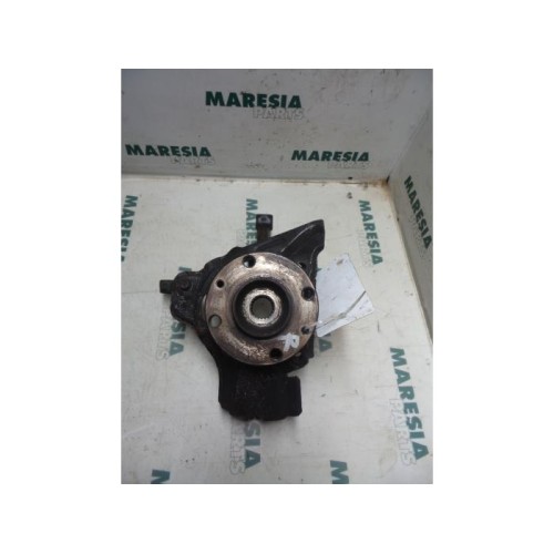 Lancia - Y(Psilon) - Knuckle, front right