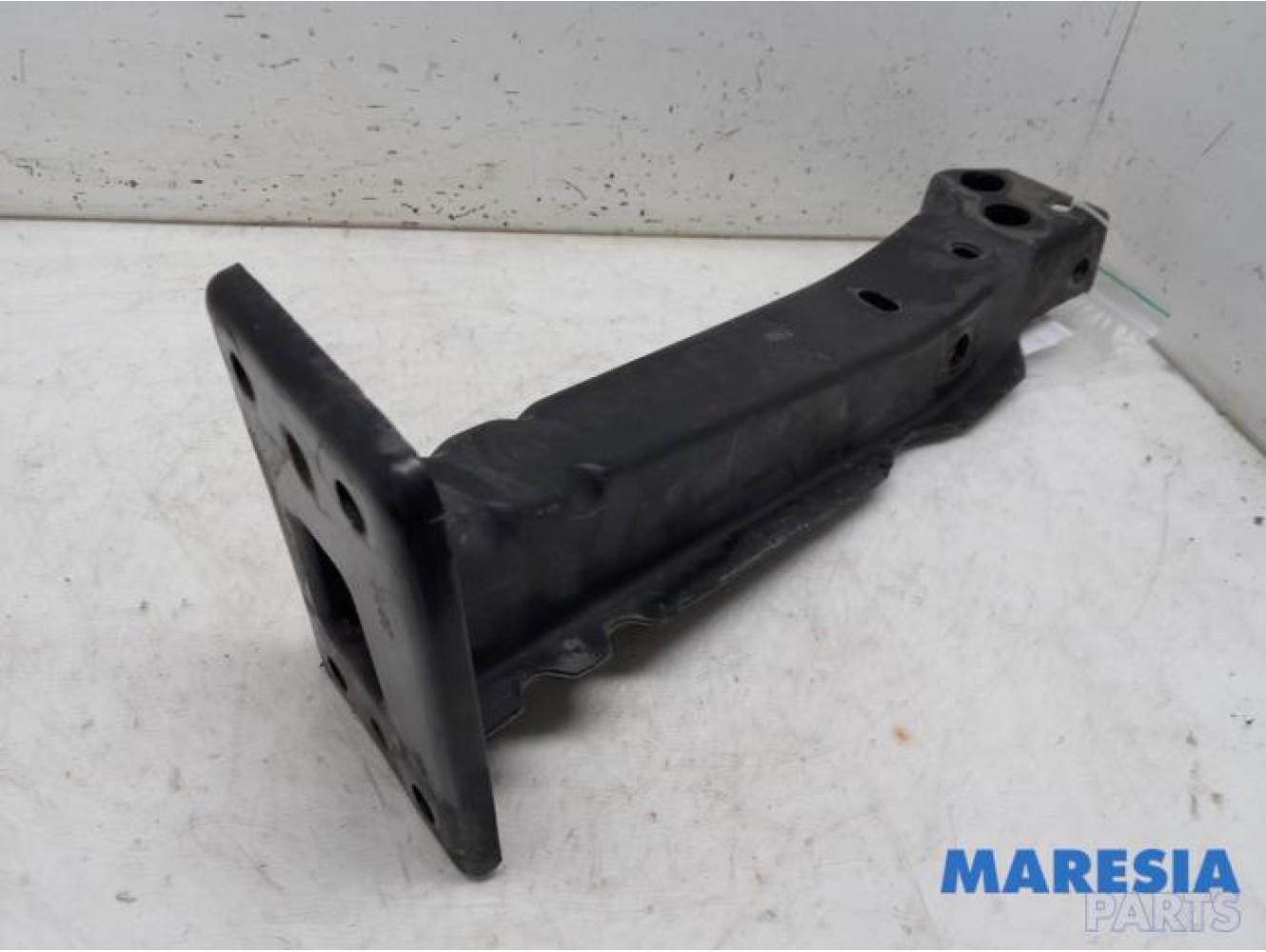 Fiat - 500 - Front part support