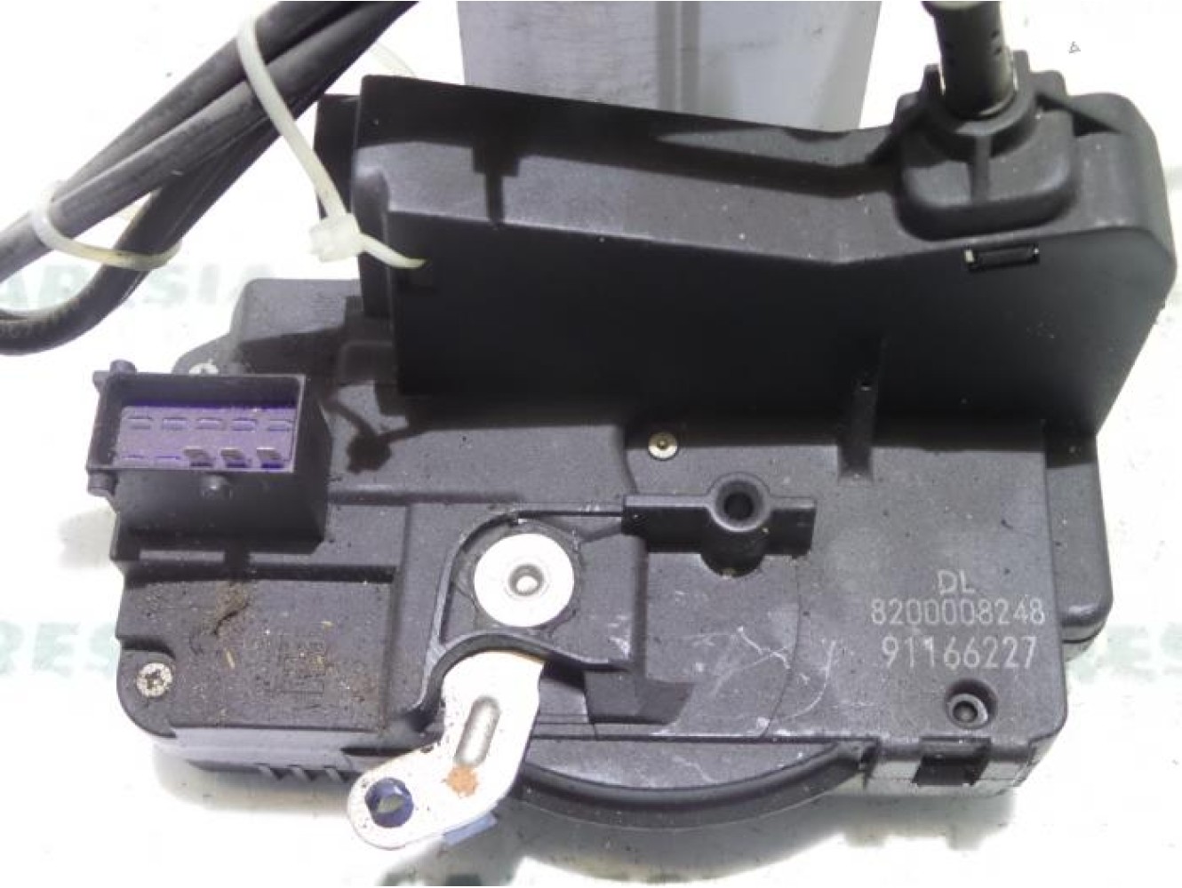 Renault - Trafic - Door lock mechanism 2-door, right