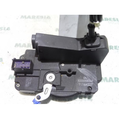 Renault - Trafic - Door lock mechanism 2-door, right