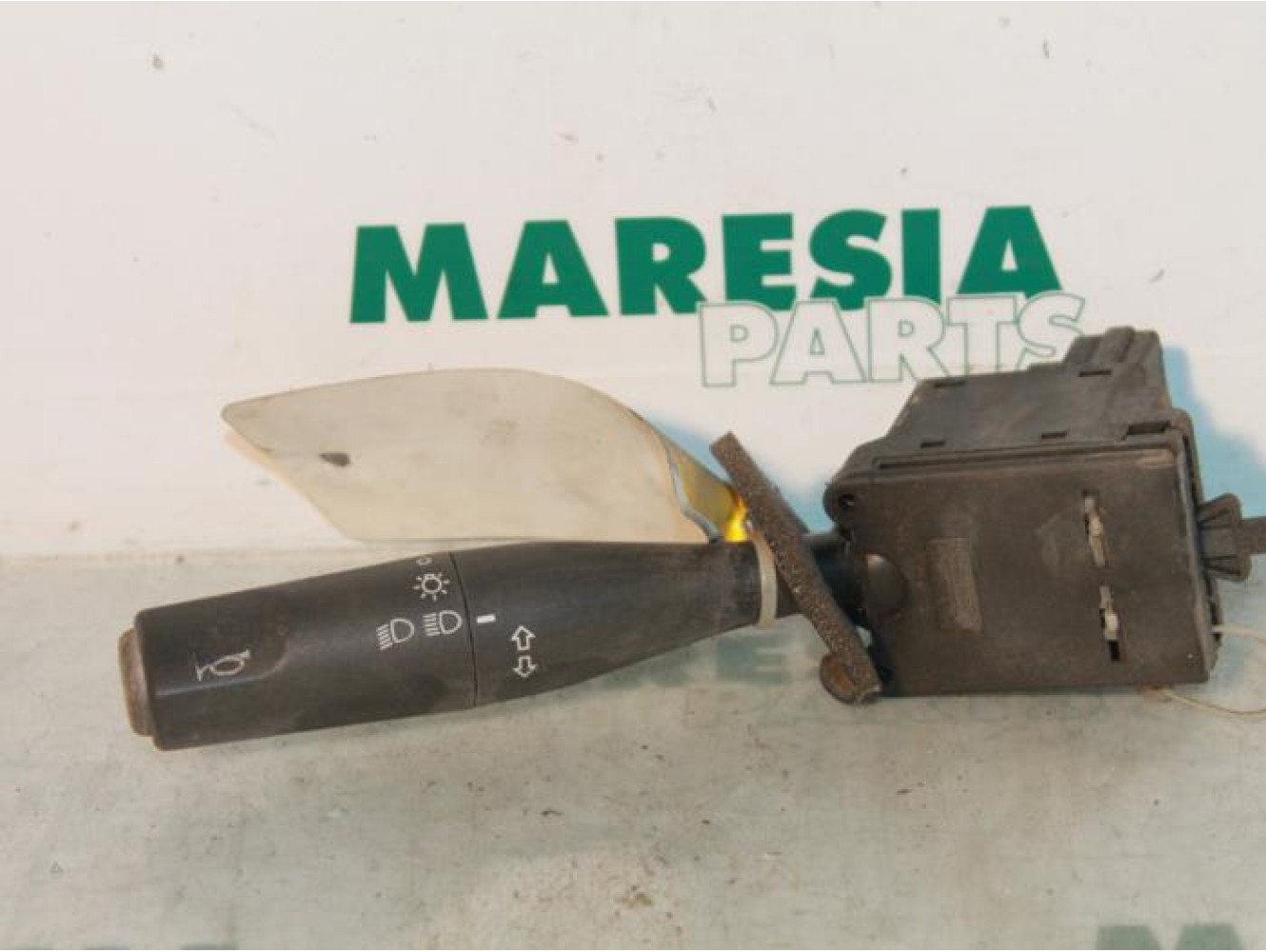 Citroen - ZX - Indicator switch