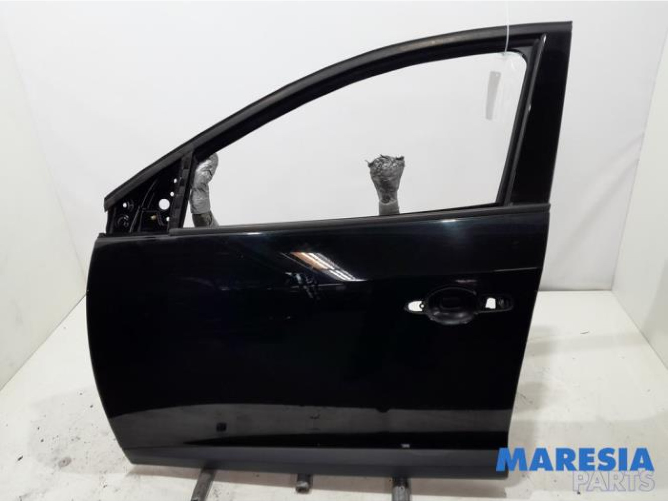 Renault - Megane - Door 4-door, front left