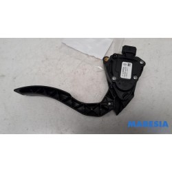 Renault - Clio - Accelerator pedal