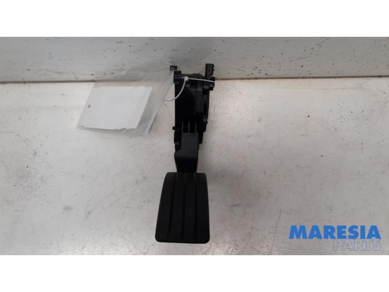 Renault - Clio - Accelerator pedal