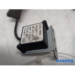 Renault - Clio - GPS Antenne