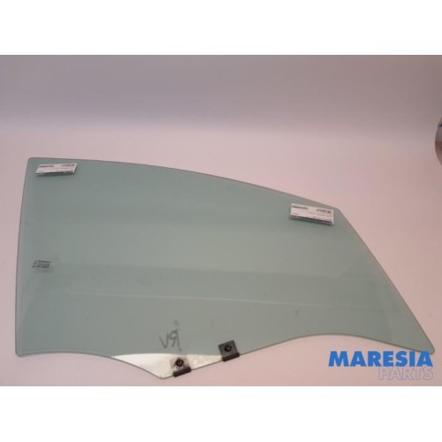 Renault - Clio - Door window 4-door, front right