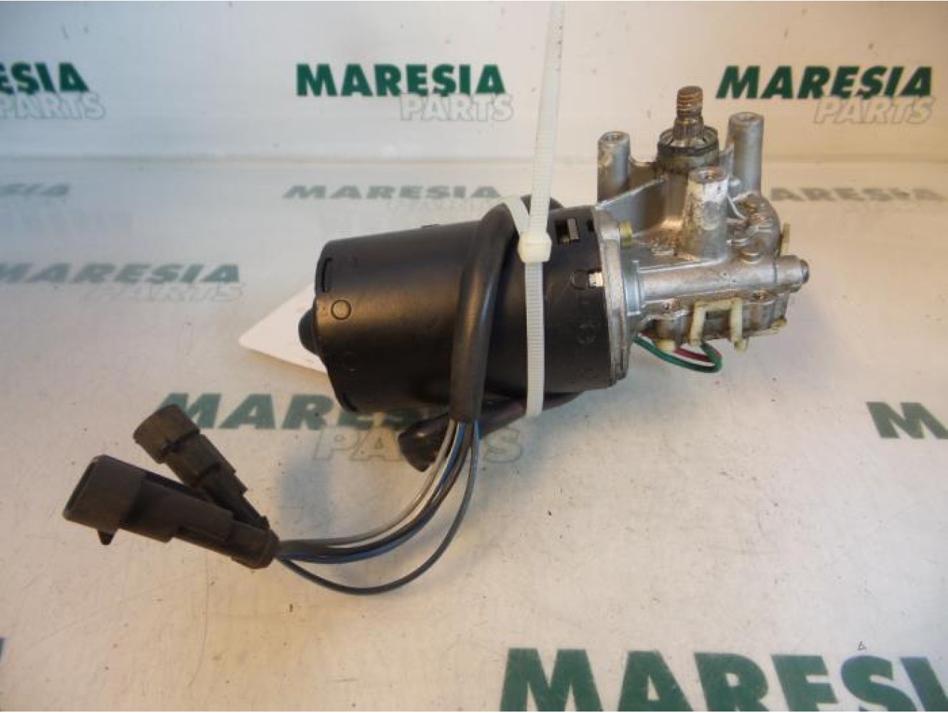 Fiat - Coupe - Front wiper motor