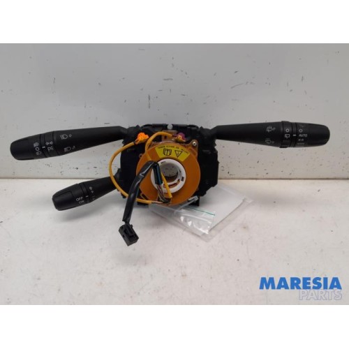 Alfa Romeo - Giulietta - Steering column stalk