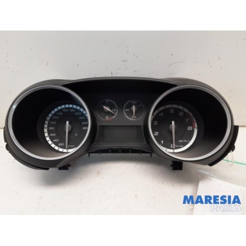 Alfa Romeo - Giulietta - Instrument panel