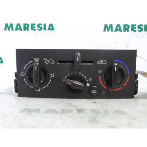 Peugeot - 207 - Heater control panel