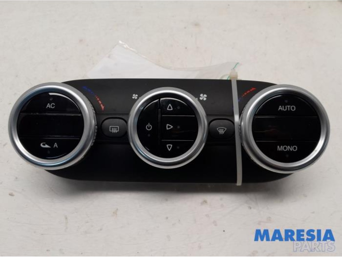 Alfa Romeo - Giulietta - Heater control panel
