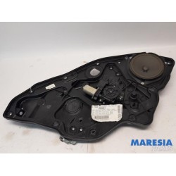 Alfa Romeo - Giulietta - Rear door window mechanism 4-door, right