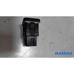 Alfa Romeo - Giulietta - AUX/USB aansluiting