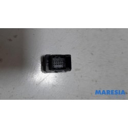 Alfa Romeo - Giulietta - AUX/USB aansluiting